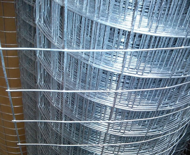 Square Hole Mesh - Galvanized - 75 x 75 mm Welded Wire Mesh